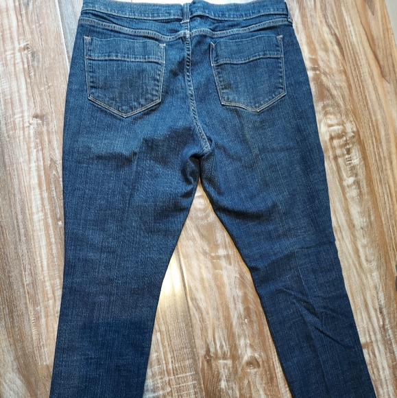 Jeans 👖 - Picture 2 of 4